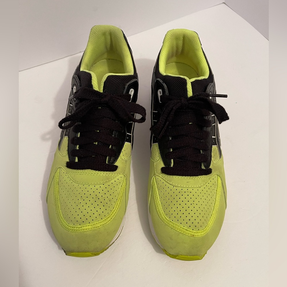 ASICS Tiger Gel-Lyte III Speed Men's Running Shoes SafeYellow/Black Men’s size 9